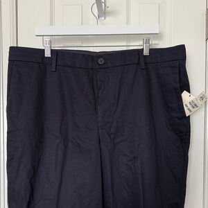 Dockers Men's Classic Fit Signature Khaki Lux Cotton Stretch Pants